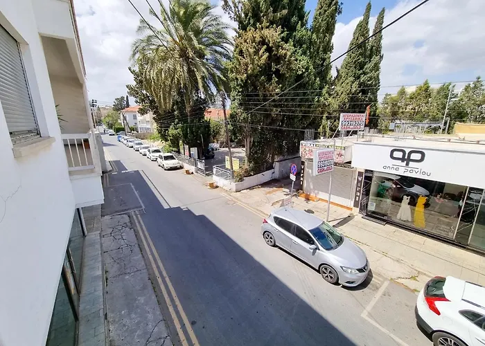 Cheer Up Apartment, Near To The Finikoudes * Larnaca