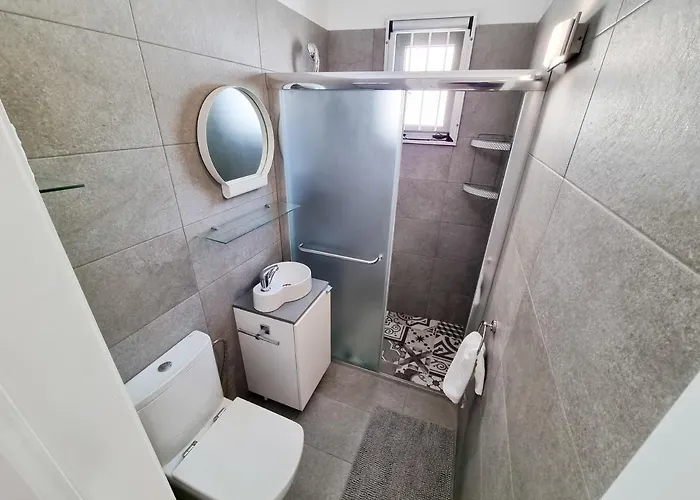 Cheer Up Apartment, Near To The Finikoudes Appartamento