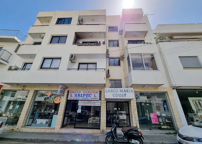 Cheer Up Apartment, Near To The Finikoudes * Larnaca