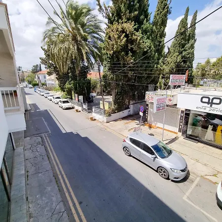 Cheer Up Apartment, Near To The Finikoudes * Larnaka