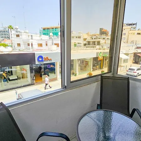 Appartement Cheer Up Apartment, Near To The Finikoudes Larnaca